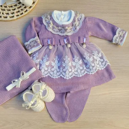 Saída de Maternidade Menina Vestido Tricot Luxo com renda 6 Peças - sem marca